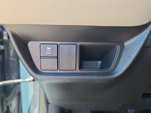 Used 2025 Honda HR-V LX image 20
