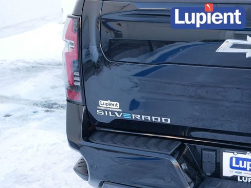 Used 2024 Chevrolet Silverado EV RST image 5