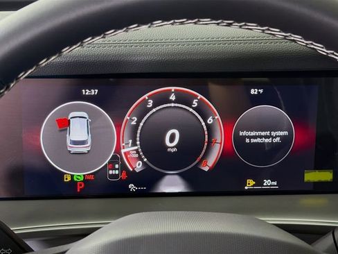 New 2026 Volkswagen Tiguan SE FWD image 13
