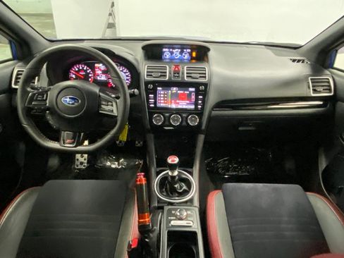 Used 2018 Subaru WRX STI AWD/4WD image 31