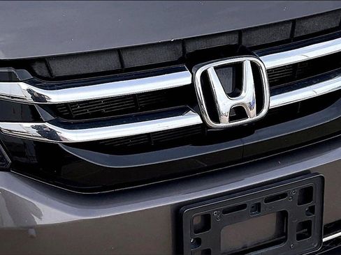 Used 2017 Honda Odyssey EX-L image 31