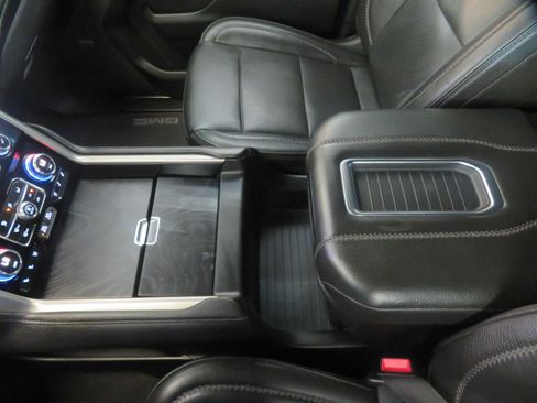 Used 2021 GMC Yukon Denali AWD/4WD image 55