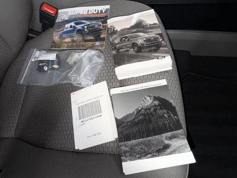 Used 2022 Ford F250 XLT w/ XLT Premium Package image 23