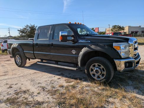 Used 2012 Ford F350 Lariat w/ Lariat Ultimate Pkg image 2