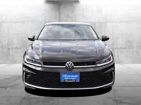 Used 2025 Volkswagen Jetta S FWD image 4