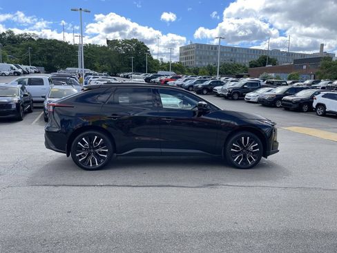 Used 2026 Toyota bZ AWD/4WD image 7