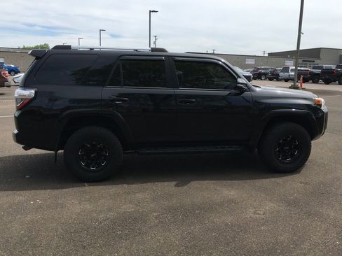 Used 2022 Toyota 4Runner SR5 Premium w/ Moonroof Package image 7
