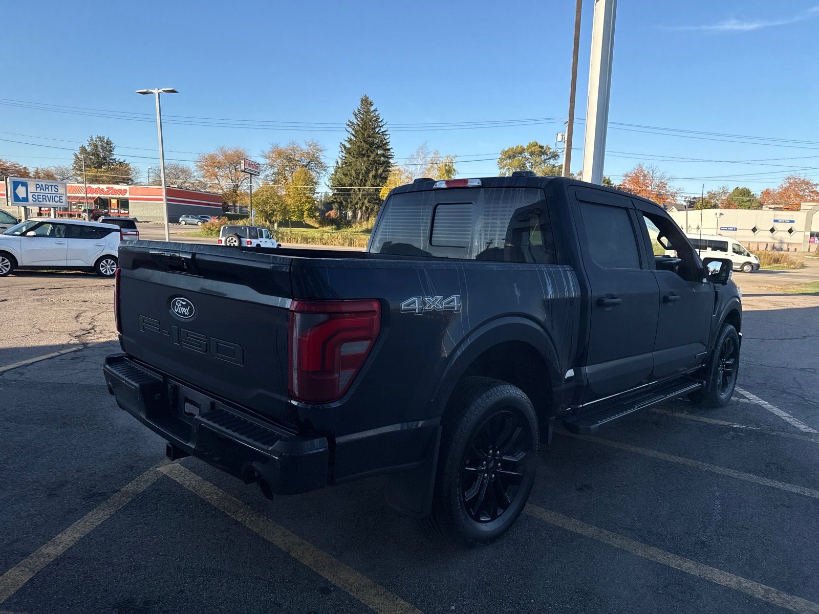 Used 2025 Ford F150 Lariat w/ Equipment Group 501A Mid AWD/4WD image 6