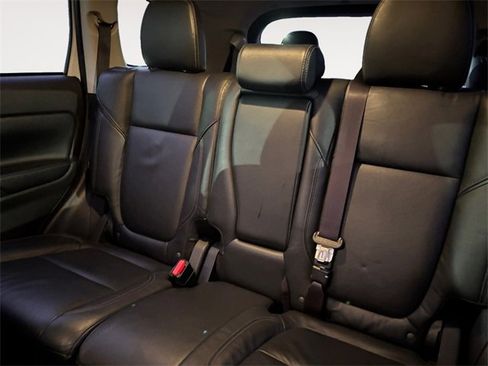 Used 2020 Mitsubishi Outlander SEL image 13