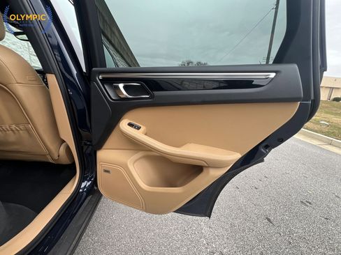 Used 2017 Porsche Macan S w/ Premium Package Plus image 53