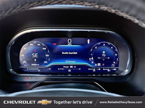 Used 2023 Chevrolet Suburban Premier image 17