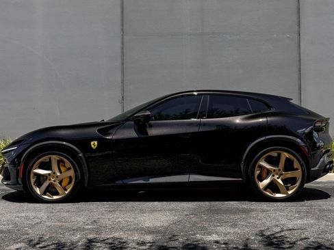 Used 2024 Ferrari Purosangue AWD/4WD image 2