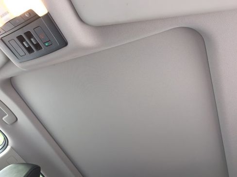 Used 2021 Nissan Rogue SL FWD image 16