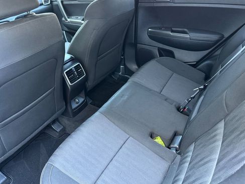 Used 2020 Kia Sportage LX image 12