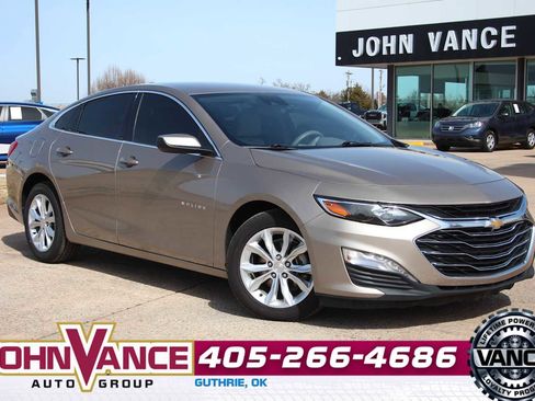 Used 2024 Chevrolet Malibu LT image 1