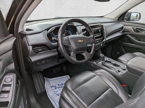 Used 2018 Chevrolet Traverse LT image 10