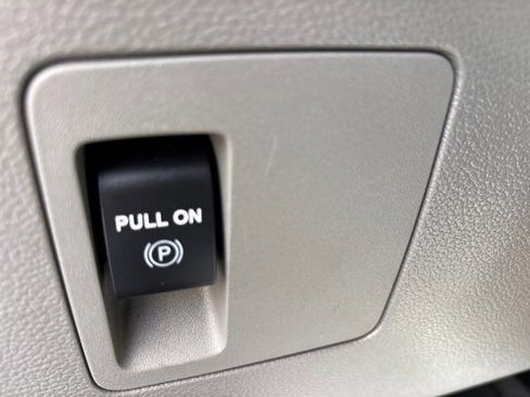 Used 2018 Ford F150 XL w/ Trailer Tow Package w/101A AWD/4WD image 50