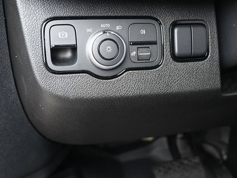 Certified 2024 Mercedes-Benz eSprinter 170 Cargo image 24