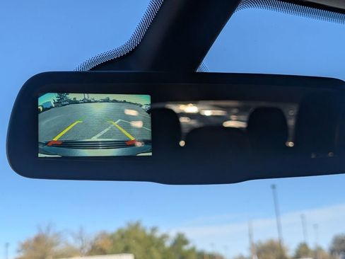 Used 2020 Dodge Journey SE image 19