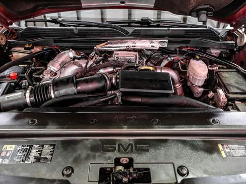 Used 2019 GMC Sierra 2500 Denali w/ Duramax Plus Package image 7