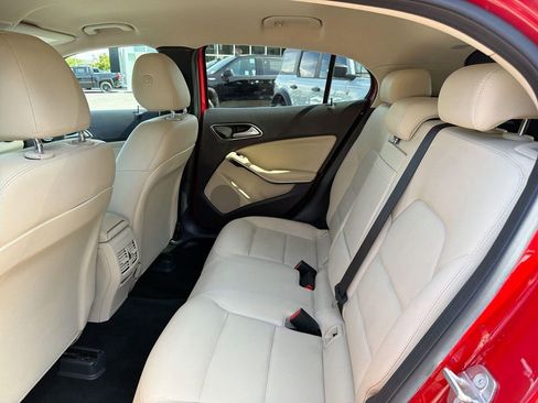 Used 2018 Mercedes-Benz GLA 250 image 23