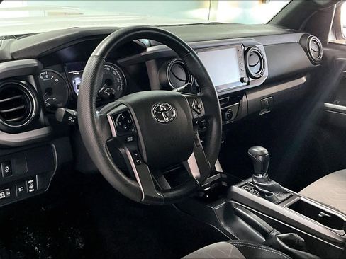 Used 2023 Toyota Tacoma TRD Sport w/ Technology Package image 2