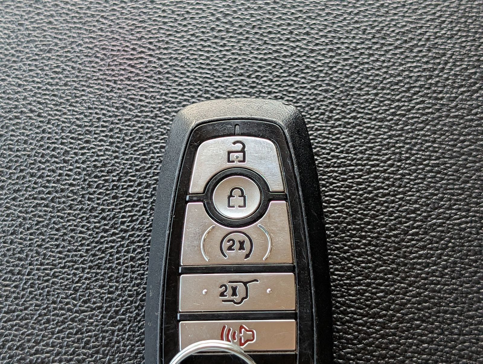 Used 2024 Ford Expedition XLT RWD image 34