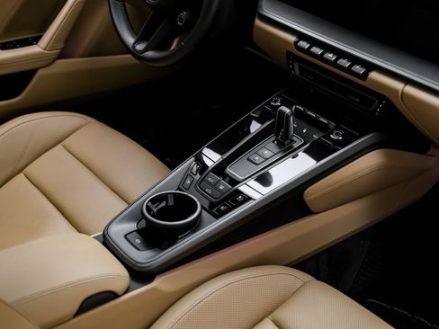 Used 2021 Porsche 911 Carrera S RWD image 24