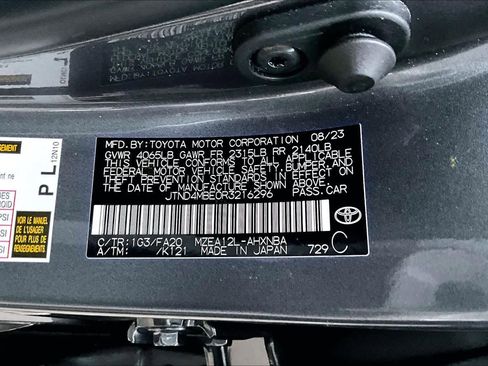 Certified 2024 Toyota Corolla SE image 33