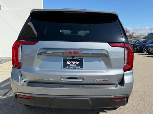 Used 2023 GMC Yukon AT4 w/ LPO, Floor Liner Package image 4
