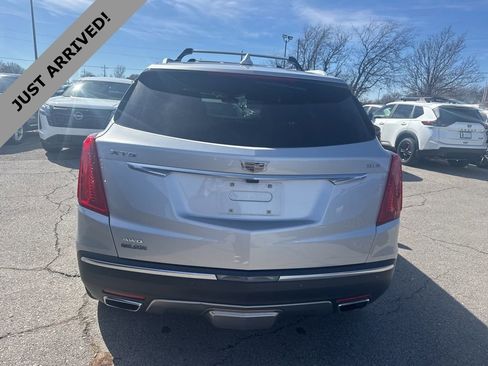 Used 2017 Cadillac XT5 Platinum image 6