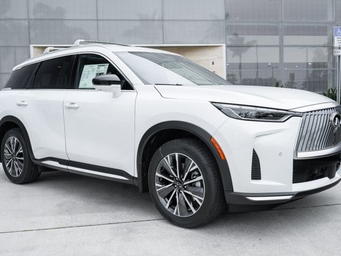 New 2026 INFINITI QX60 Luxe w/ Cargo Package image 2