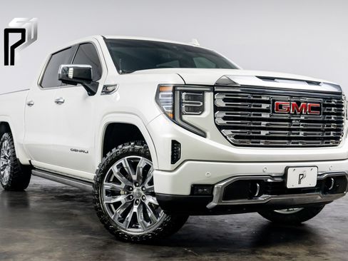 Used 2023 GMC Sierra 1500 Denali w/ Denali Reserve Package AWD/4WD image 1