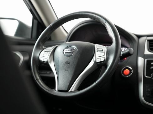 Used 2017 Nissan Altima 2.5 SV image 11