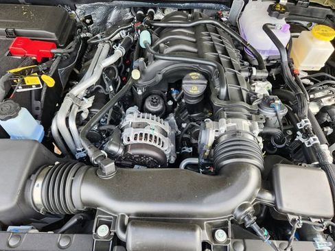 New 2026 Jeep Gladiator Sport AWD/4WD image 24