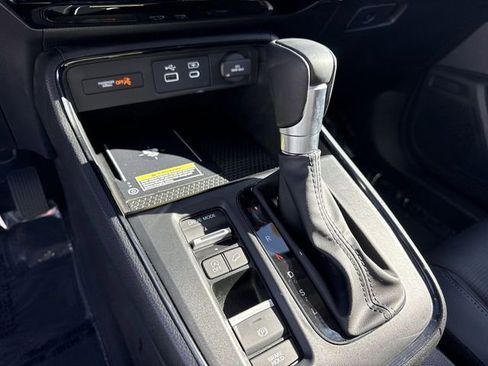 Used 2024 Honda CR-V EX-L image 20