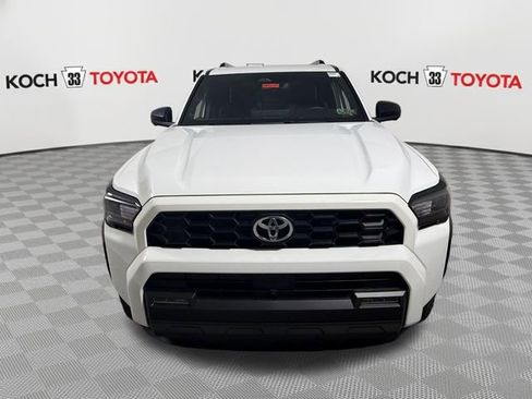 Used 2025 Toyota 4Runner TRD Off-Road Premium w/ Tow Technology Package AWD/4WD image 2