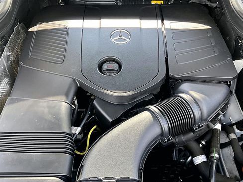Used 2025 Mercedes-Benz GLE 450e 4MATIC image 33