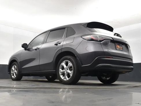 Used 2024 Honda HR-V LX image 12