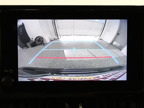 Used 2025 Toyota Corolla LE FWD image 19