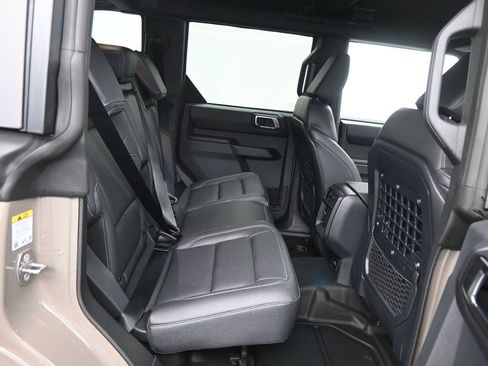 Certified 2025 Ford Bronco Badlands image 10