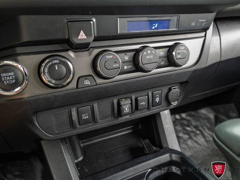 Used 2022 Toyota Tacoma TRD Off-Road w/ Black Out Package (TMS) AWD/4WD image 31