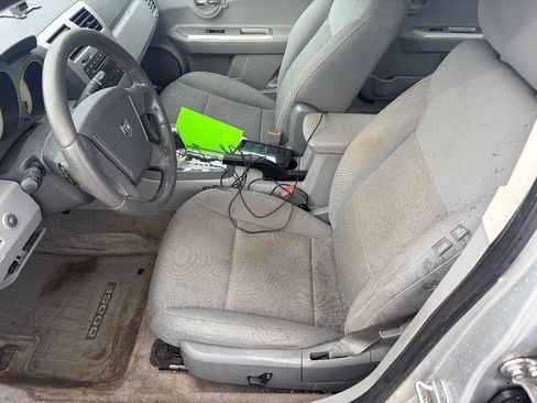 Used 2008 Dodge Avenger SXT w/ Sport Appearance Group FWD image 9