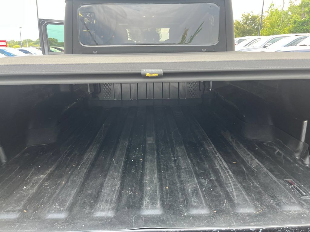 Used 2022 Jeep Gladiator Sport AWD/4WD image 23