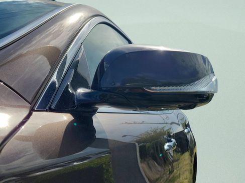 Used 2019 INFINITI Q70 Luxe AWD/4WD image 9