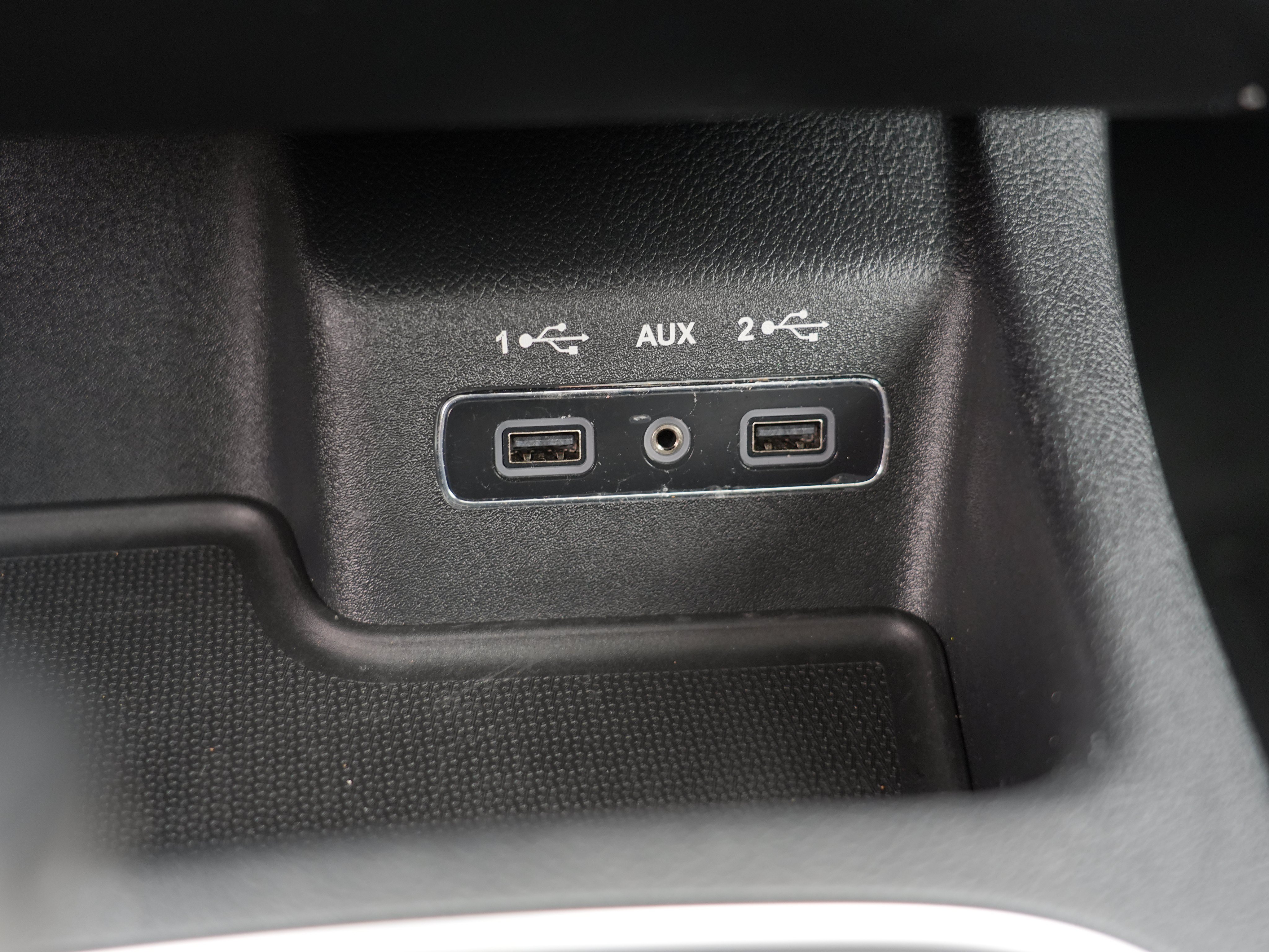 Used 2020 Dodge Durango Citadel w/ Technology Group AWD/4WD image 32