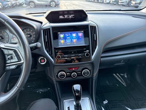 Used 2023 Subaru Crosstrek 2.0i Premium image 17