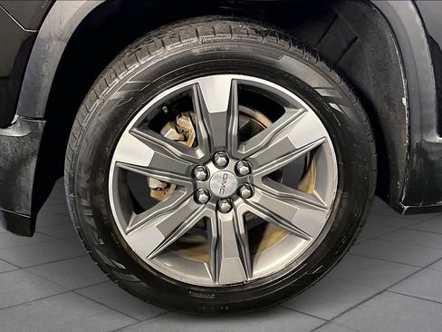 Used 2017 GMC Acadia SLT image 8