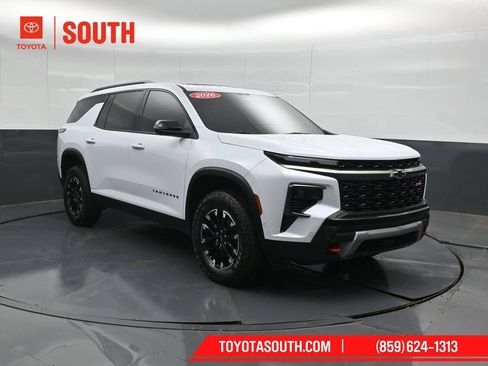 Used 2026 Chevrolet Traverse Z71 w/ Enhanced Driving Package AWD/4WD image 4