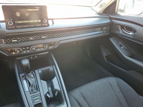 Certified 2023 Honda Accord EX image 16